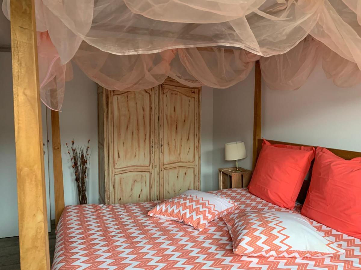 שאודפונטיין Guest House Western-City מראה חיצוני תמונה