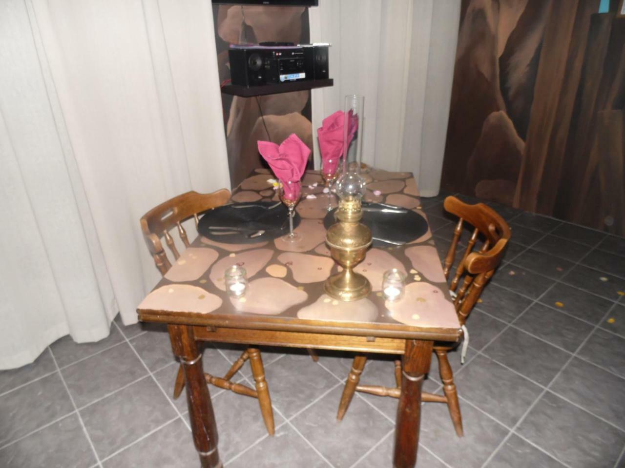 שאודפונטיין Guest House Western-City חדר תמונה